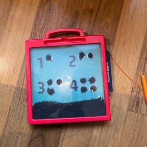 Chuckle & Roar Magna Sketch Board & Activity Cards